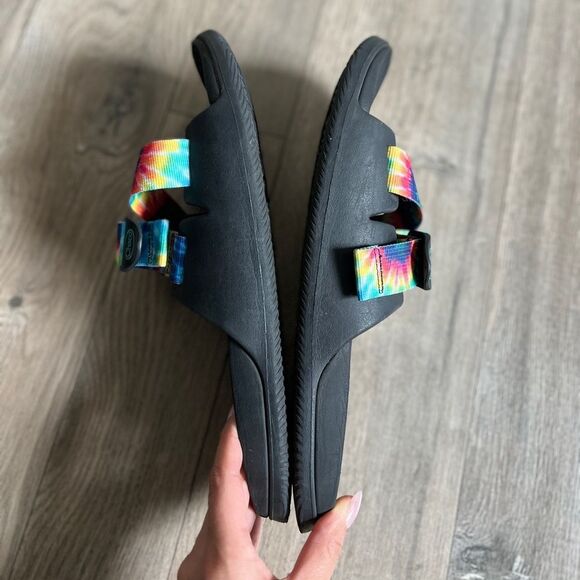 CHACO Rainbow Tie Dye Slide Sandals Size 11 - Picture 10 of 10
